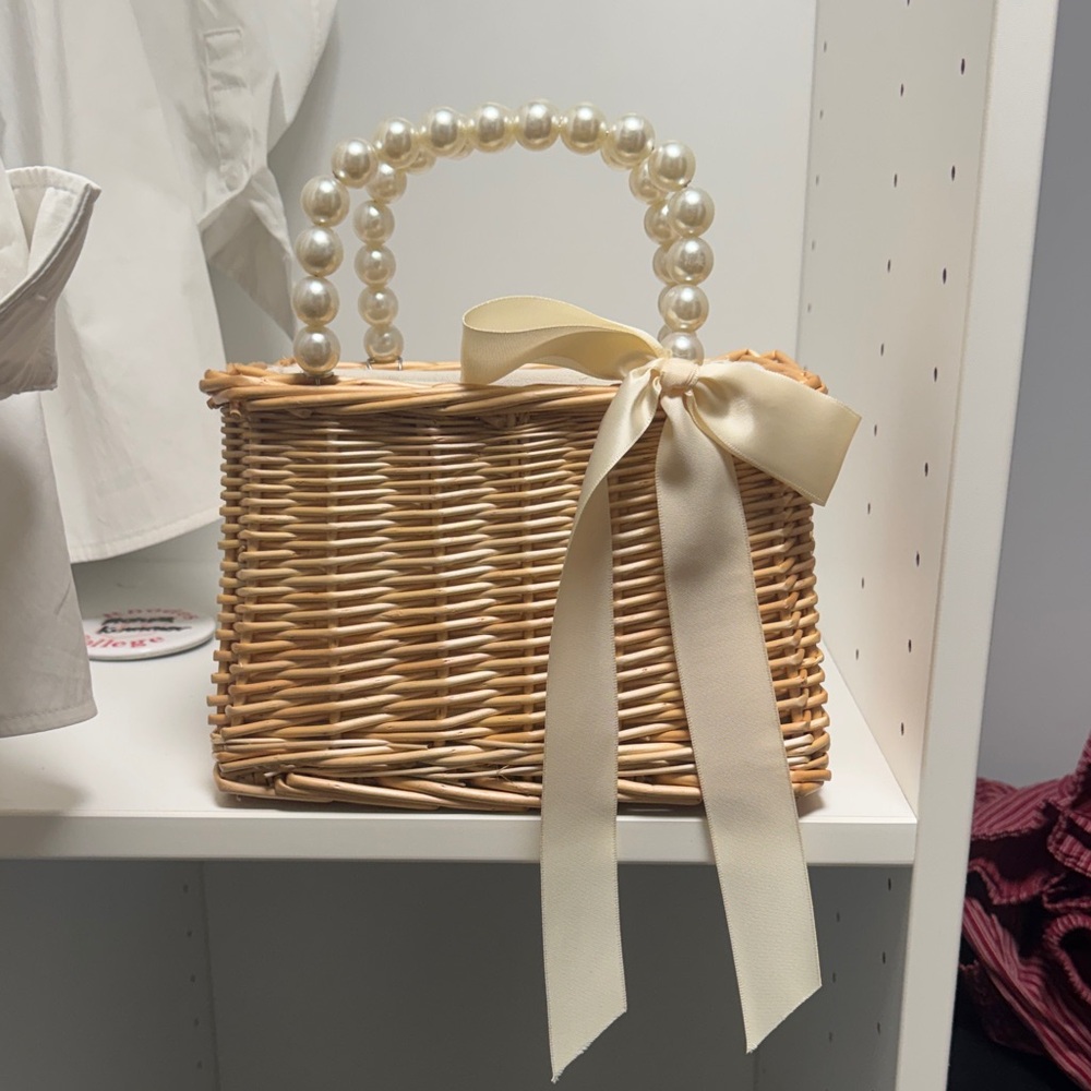 Cream Ribbon Wicker Handbag with Pearl Handle